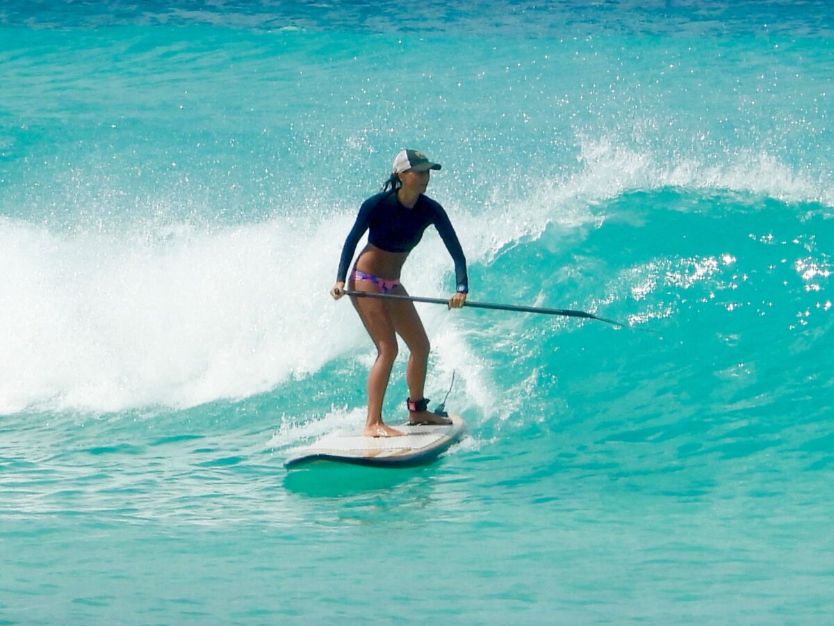 SUP Surfing in Barbados